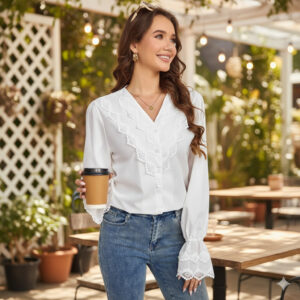 French-style Shirt With Stylish Flared Sleeves