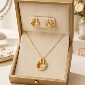 Welady H Initial Gold Jewelry Set | طقم مجوهرات ذهبي بحرف H
